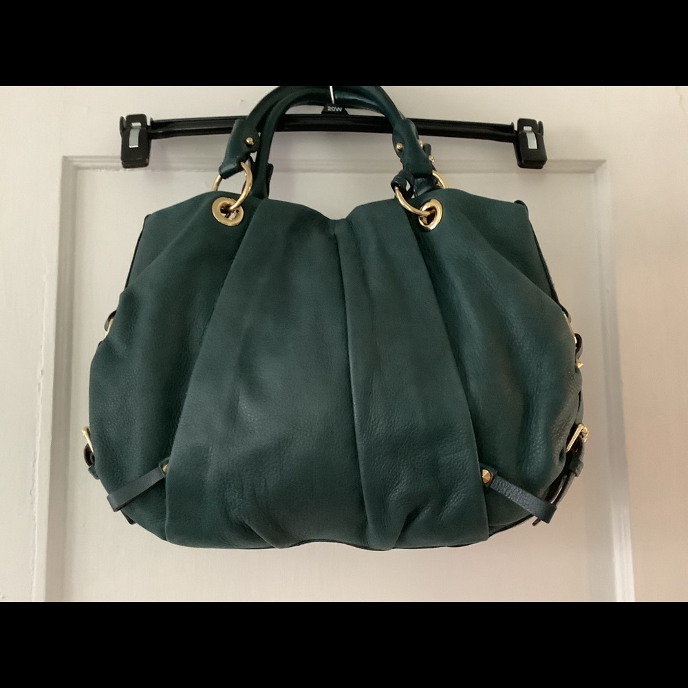 Last chance Vince Camuto